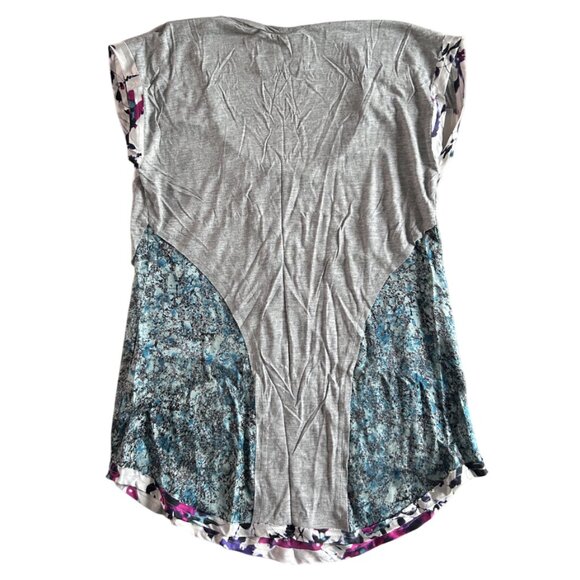 Gray Floral Patchwork Top ASO Alex Russo - Picture 4 of 6